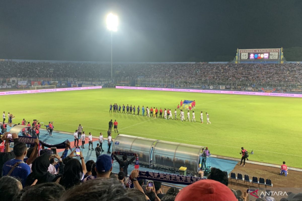 Dua gol Dendi Santoso bawa Arema FC menangi laga uji coba lawan PSIS