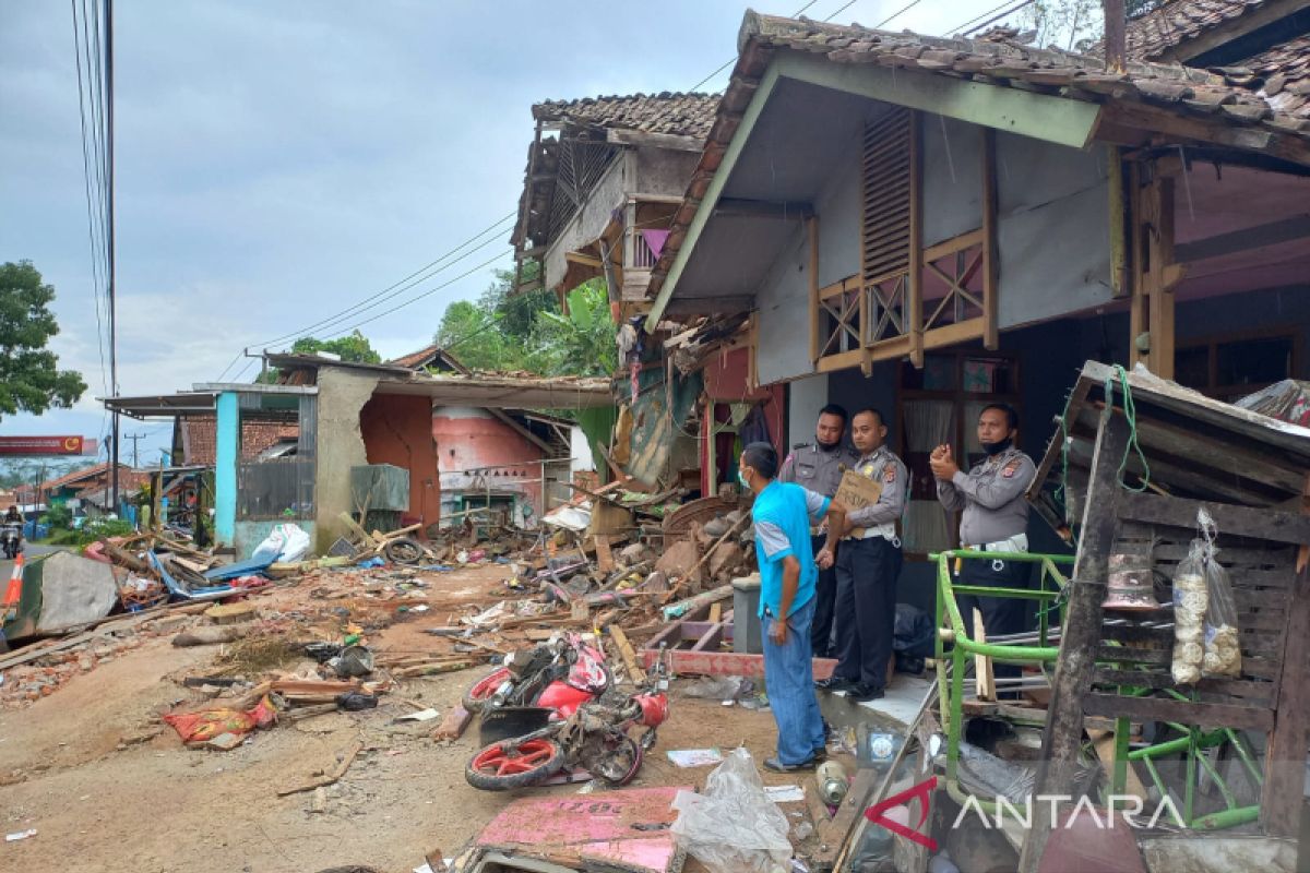 Polisi: Kecelakaan bus pariwisata di Ciamis diduga akibat rem blong