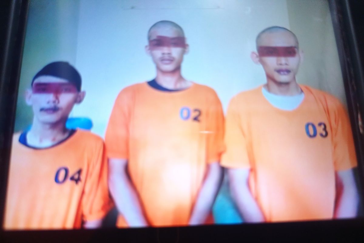 Polisi tangkap trio pemuda diduga perkosa gadis di bawah umur