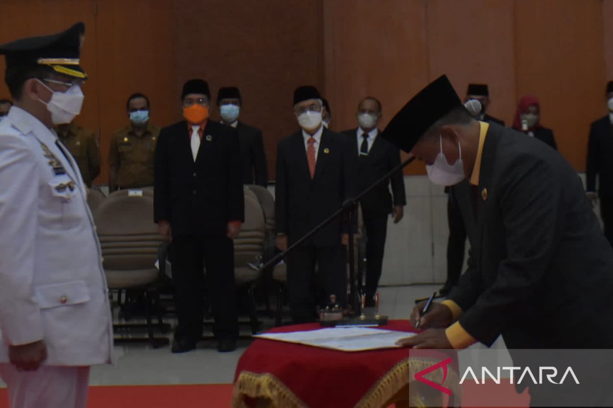 Uu Ruzhanul Ulum akui posisi Penjabat Bupati Bekasi banyak yang incar