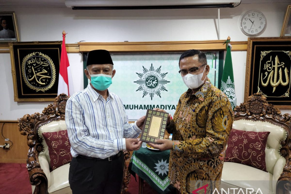 Yayasan Muslim Sinar Mas wakafkan 3.000 Al Quran melalui Muhammadiyah