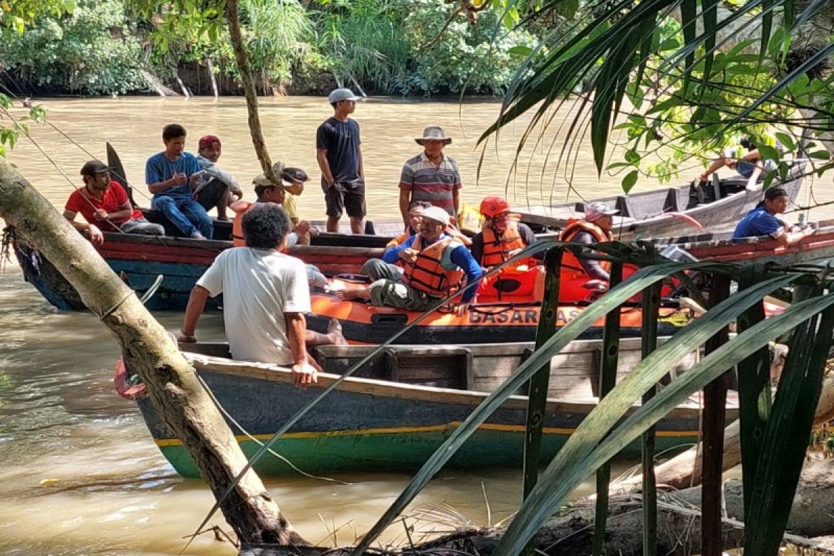 Tim gabungan temukan korban hanyut Sei-Padang