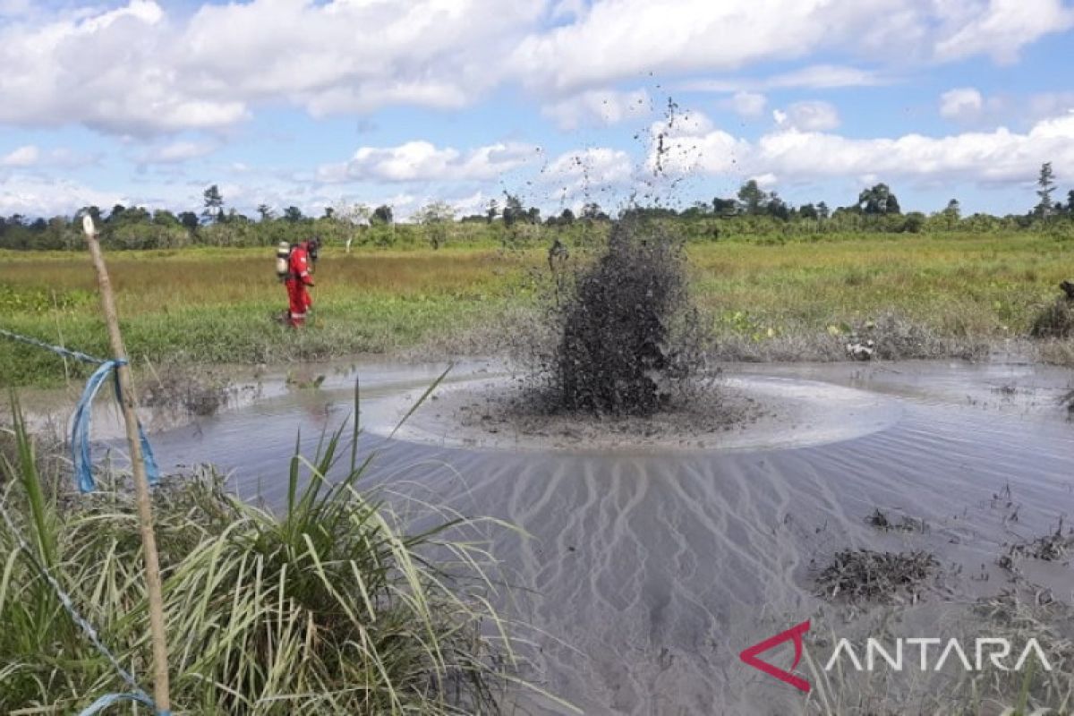 BPBD: Semburan air mengandung gas di Seram Bagian Timur tak beracun