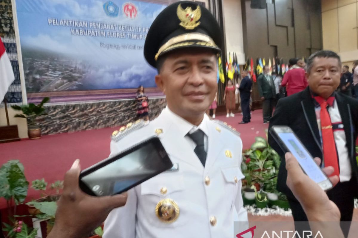 Penjabat Bupati Lembata dorong  penegak hukum usut tuntas kasus korupsi