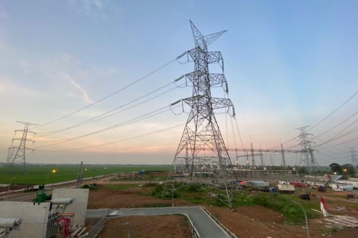PLN perkuat pasokan listrik kawasan industri Karawang