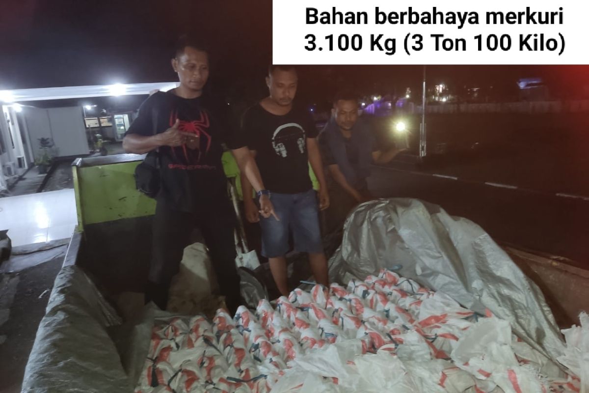 Polda Maluku ungkap penyelundupan 3,1 ton merkuri, zat berbahaya untuk lingkungan dan manusia