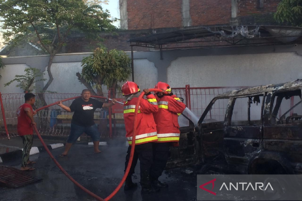 Ini penyebab mobil di SPBU Banda Aceh terbakar