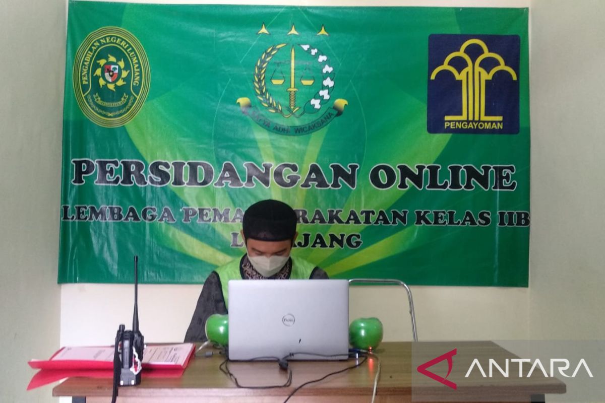 Terdakwa penendang sesajen di lokasi Semeru dituntut 7 bulan penjara