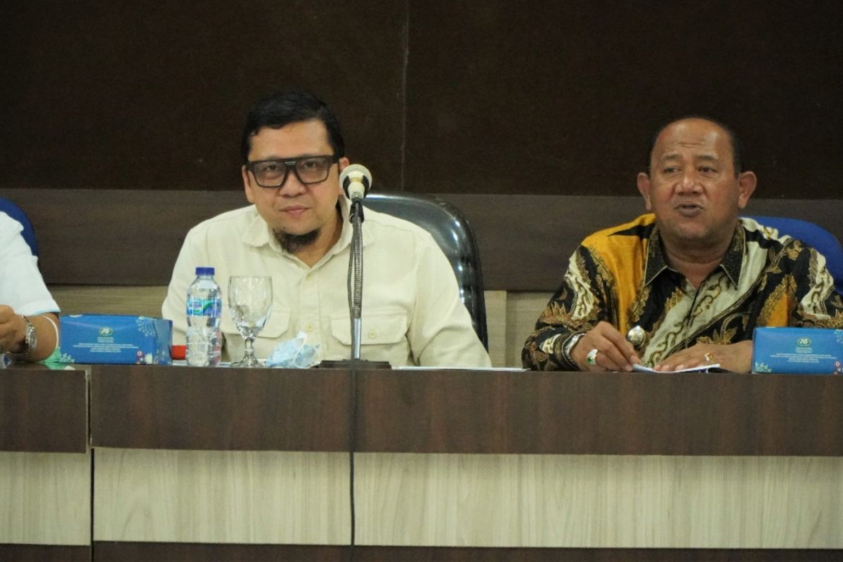 Syah Afandin terima kinjungan komisi II DPR-RI