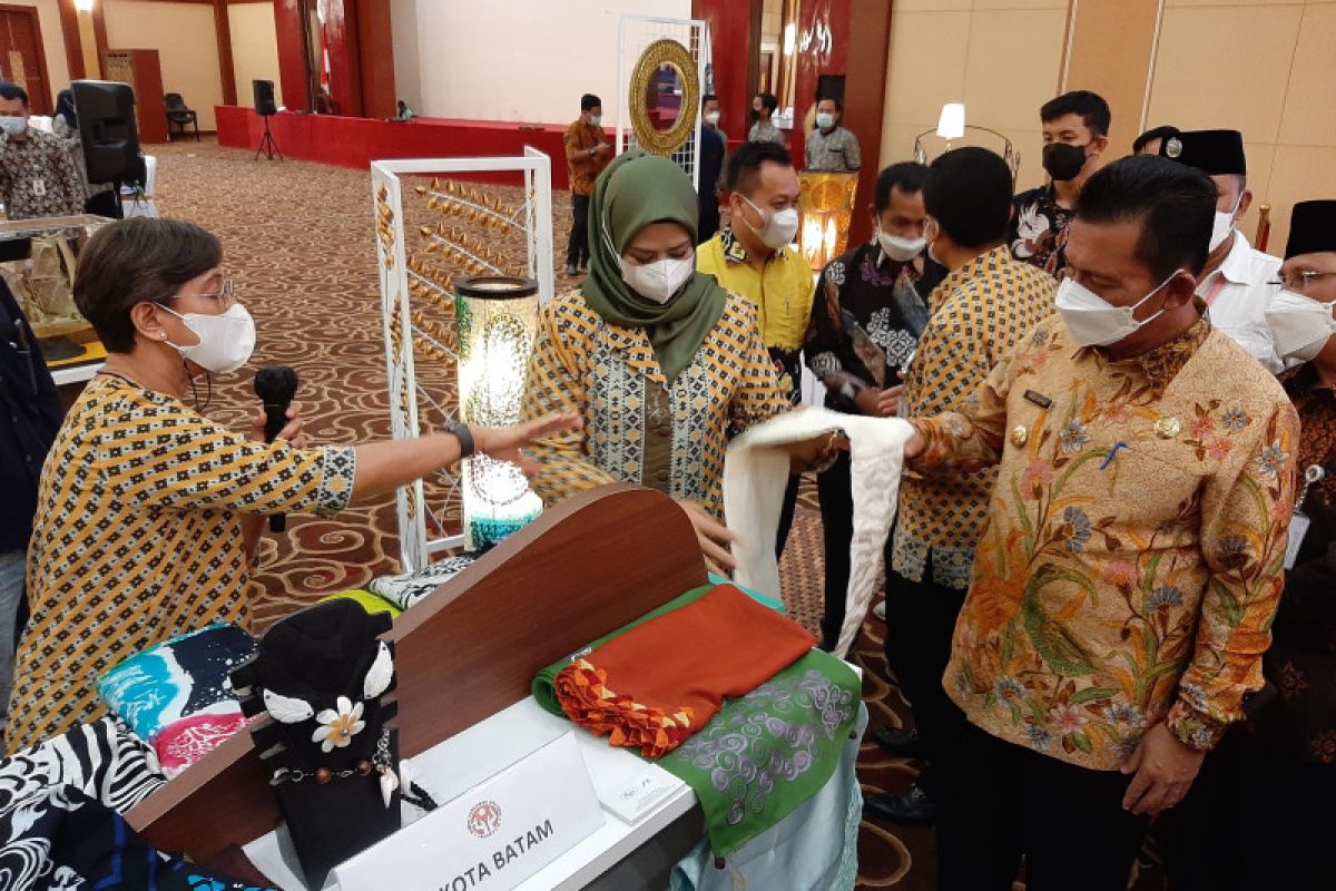 Ikuti arahan Presiden, Gubernur Kepri genjot belanja produk lokal