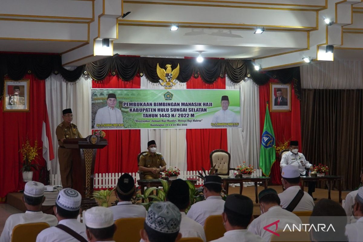 Pemkab HSS fasilitasi pemberangkatan CJH ke embarkasi