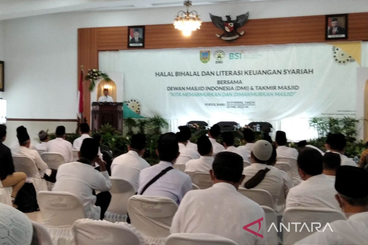 BSI tingkatkan literasi keuangan syariah pengelola masjid di Kudus