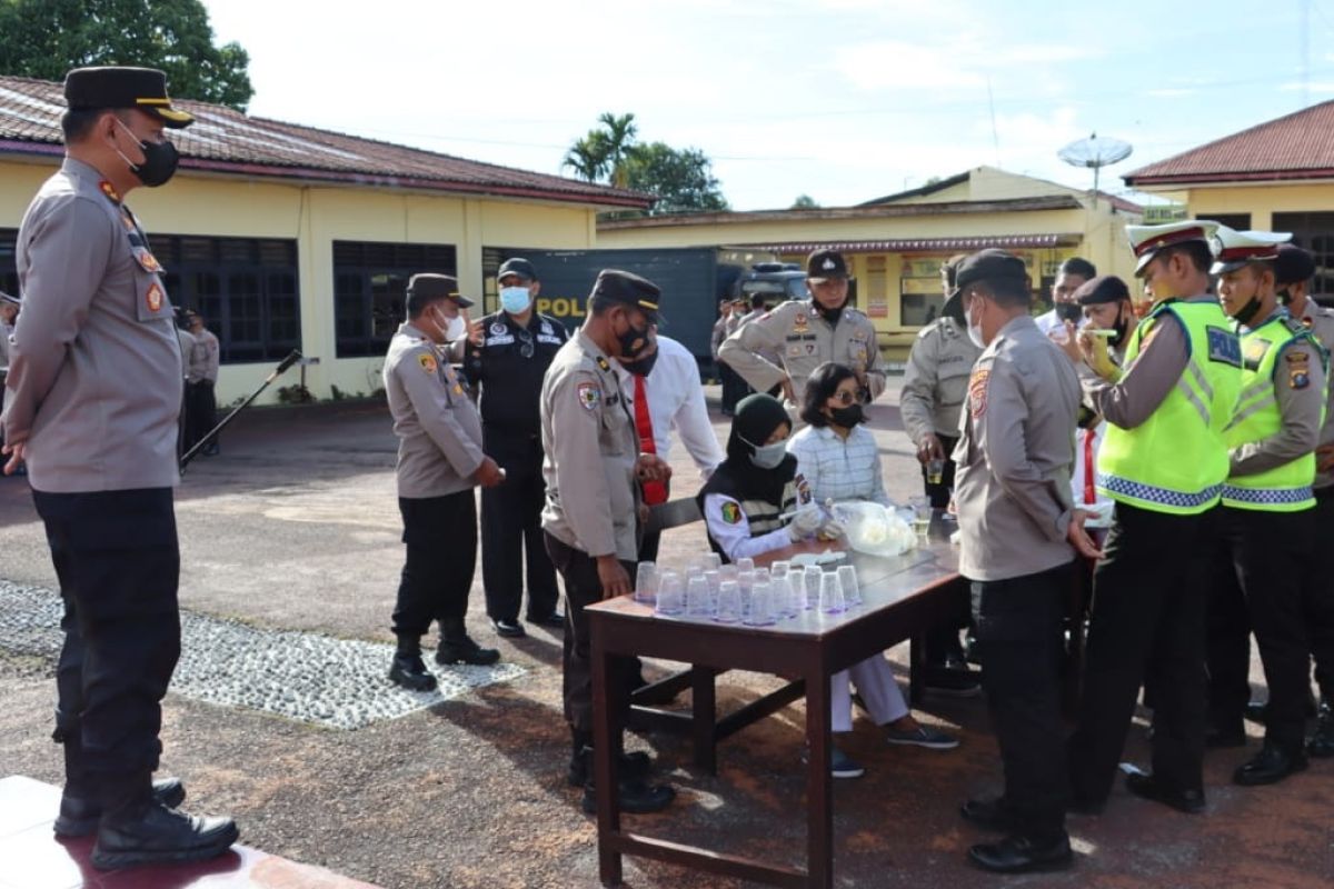 Polres Dairi gelar tes urine personel