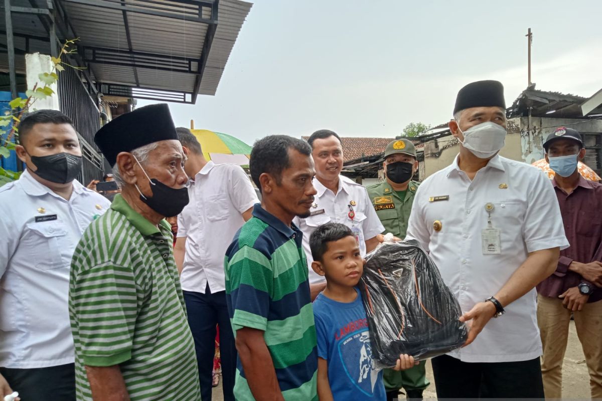 Wali Kota Jambi beri bantuan kepada korban kebakaran di Sijenjang