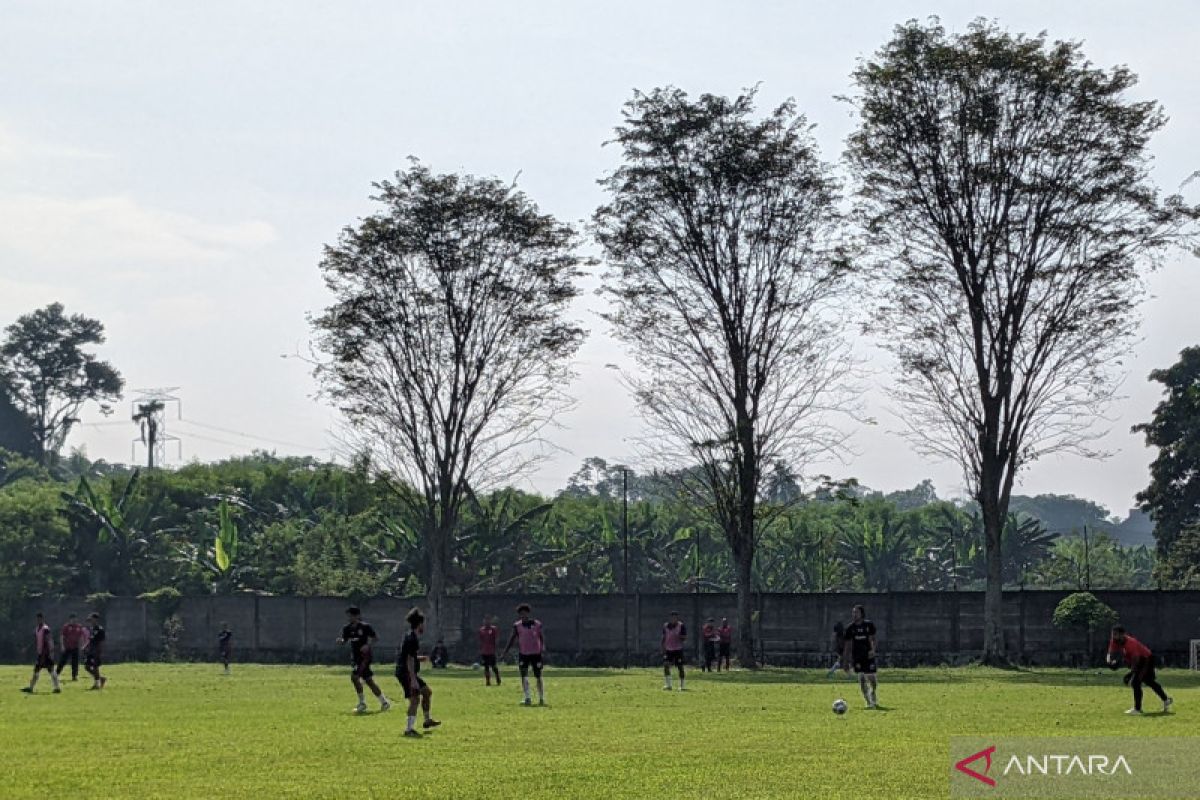 Pelatih Persija haruskan pemainnya tingkatkan kualitas fisik