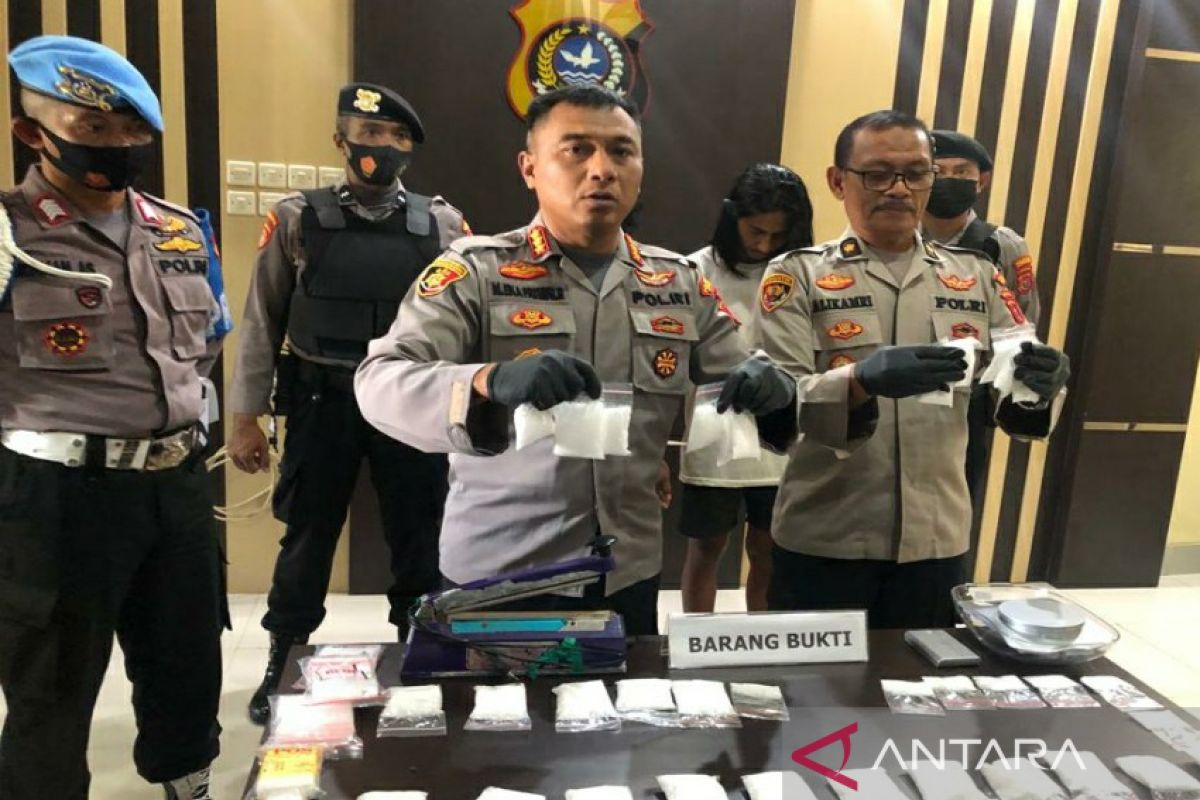 Polisi tangkap dua pengedar 1,4 kg sabu-sabu