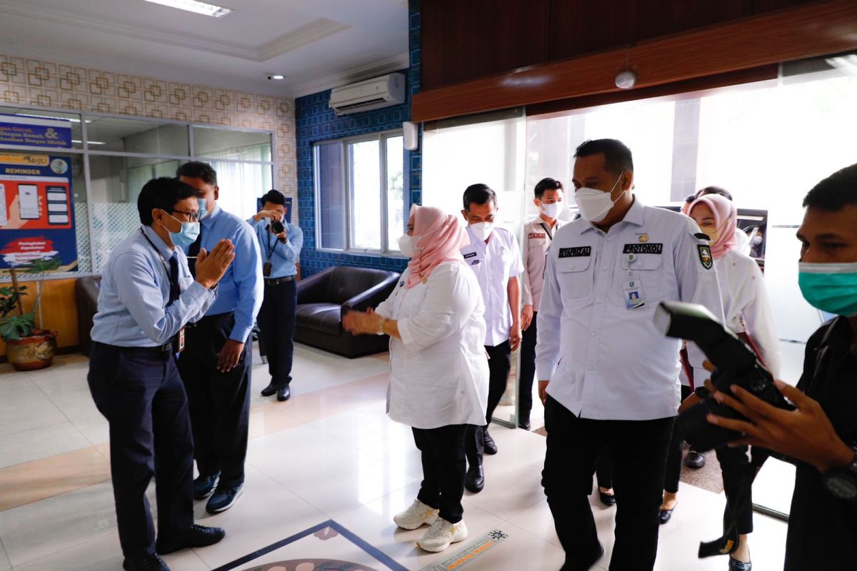Kunjungi Kanwil DJP Riau, Bupati Bengkalis kolaborasi tingkatkan PAD dari pajak