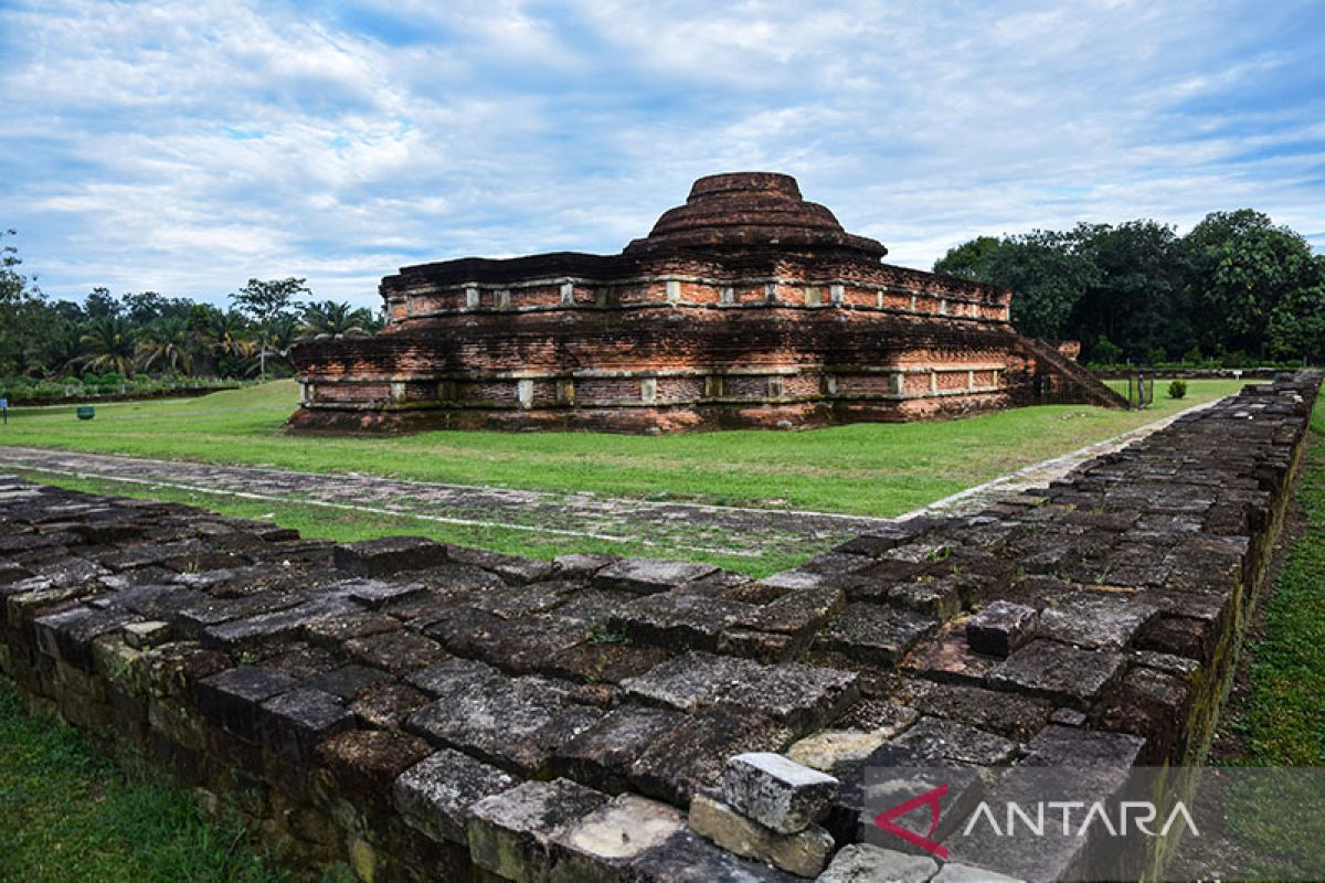 Sejumlah benda cagar budaya di Riau terancam punah