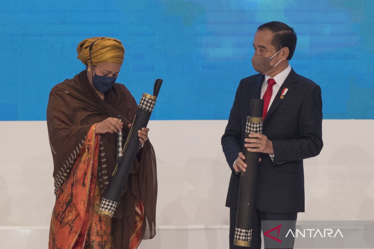 Presiden Joko Widodo bunyikan kulkul Bali buka GPDRR 2022