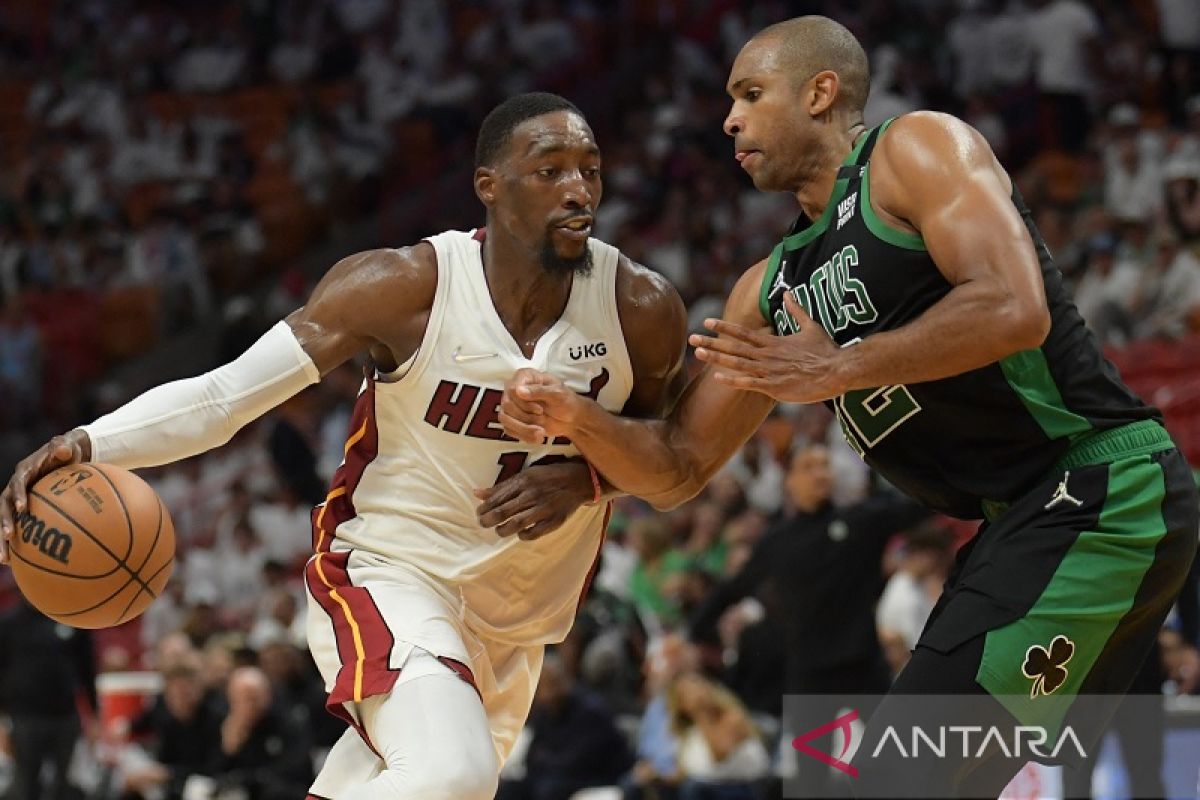 Pelatih kepala Boston sanjung pertahanan Celtics setelah berbalik ungguli Heat