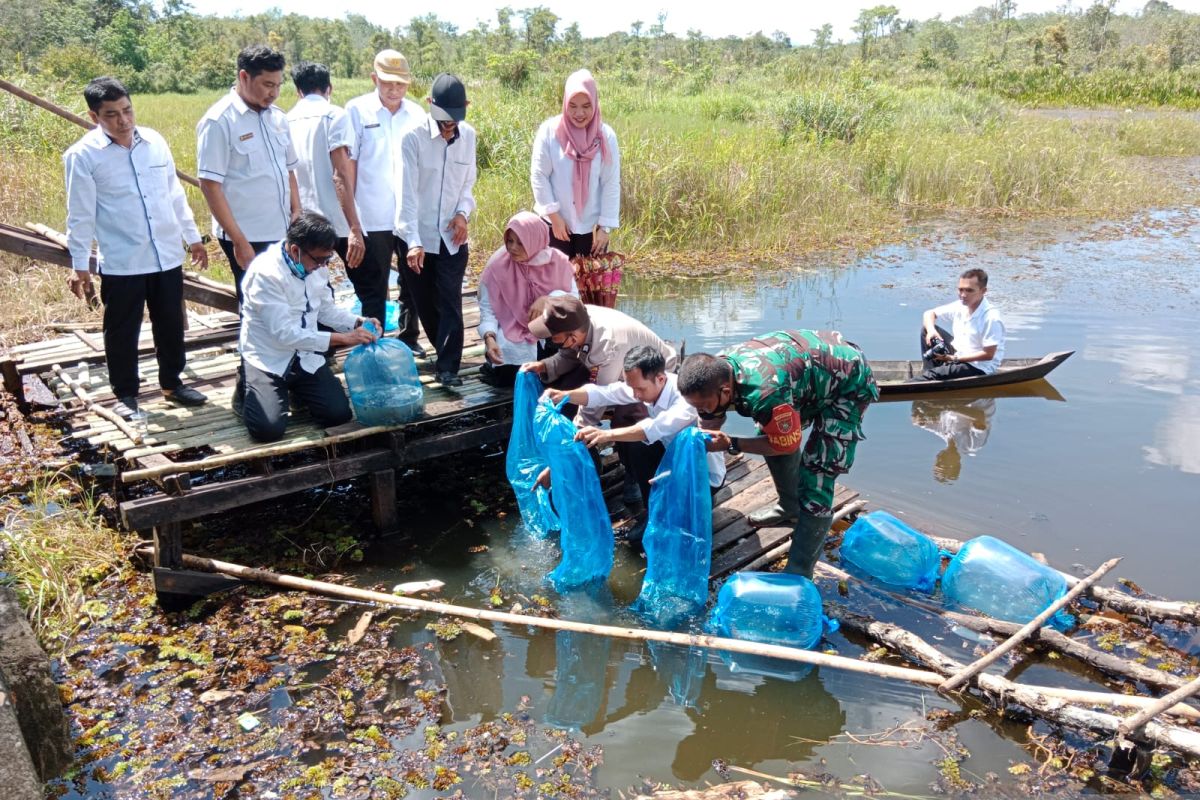 Camat minta desa terbitkan Perdes untuk mencegah ilegal fishing