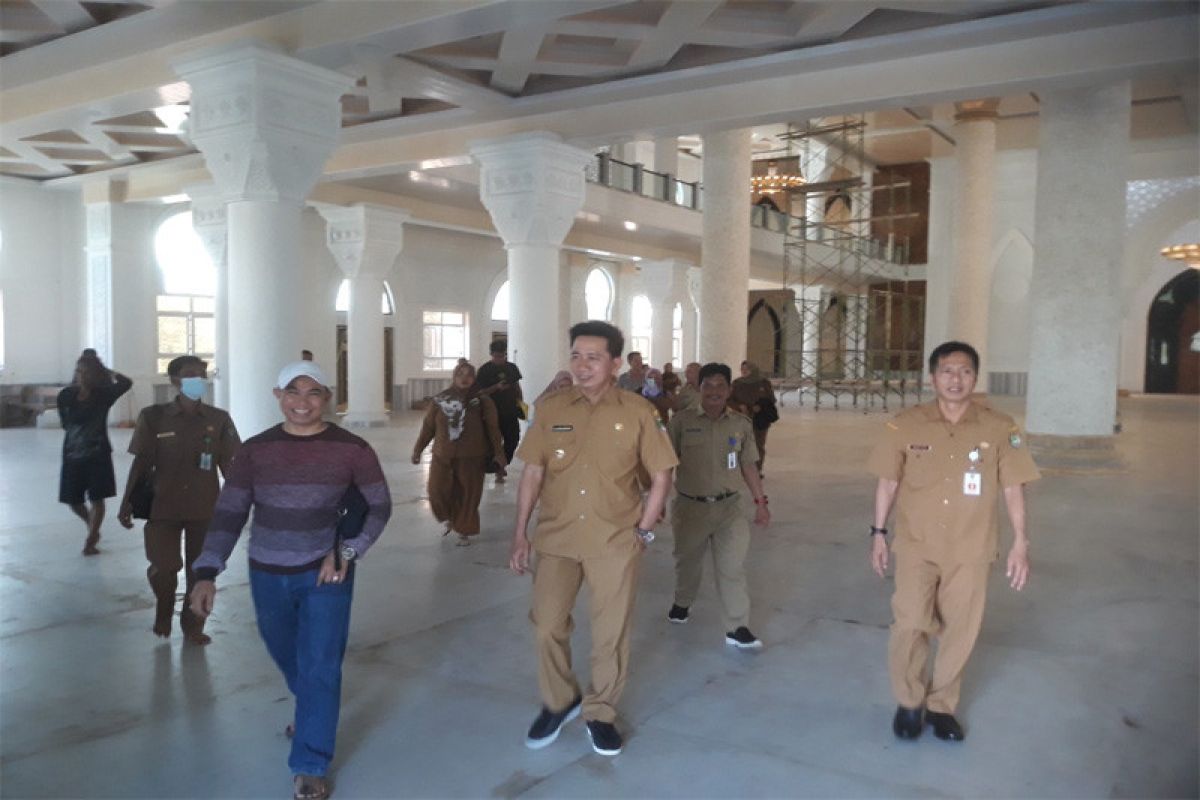 Pembangunan Masjid Raya dan Islamic Center diharapkan selesai sesuai rencana