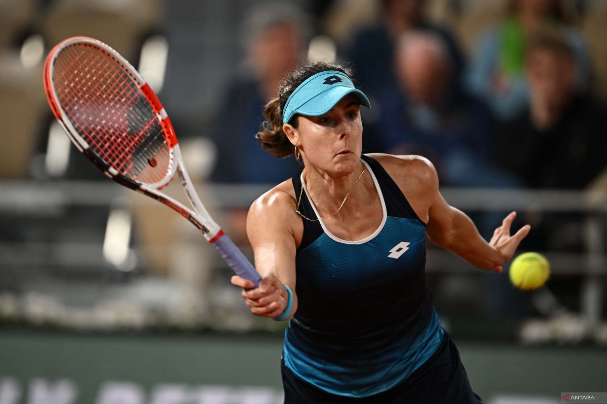 Tenis French Open Alize kalahkan Jelena Ostapenko ANTARA News