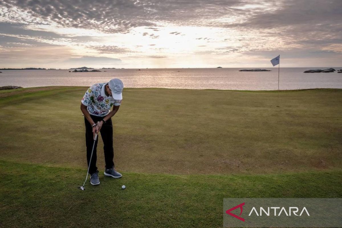 Menparekraf sebut wisata golf Belitung mampu bangkitkan ekonomi