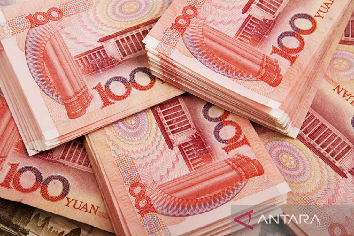 Yuan kembali tergelincir 91 basis poin, menjadi 6,9396 per dolar AS