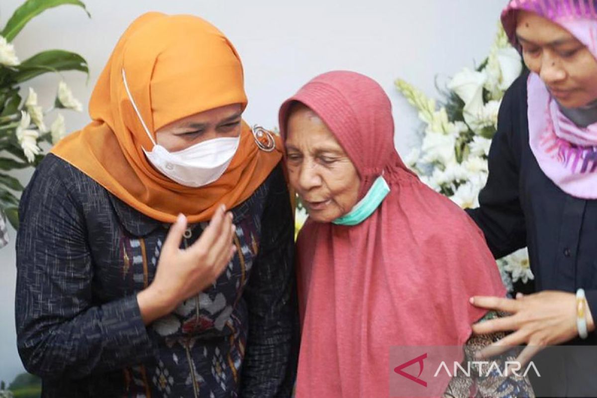 Khofifah takziah ke kediaman keluarga Syafii Maarif di Yogyakarta