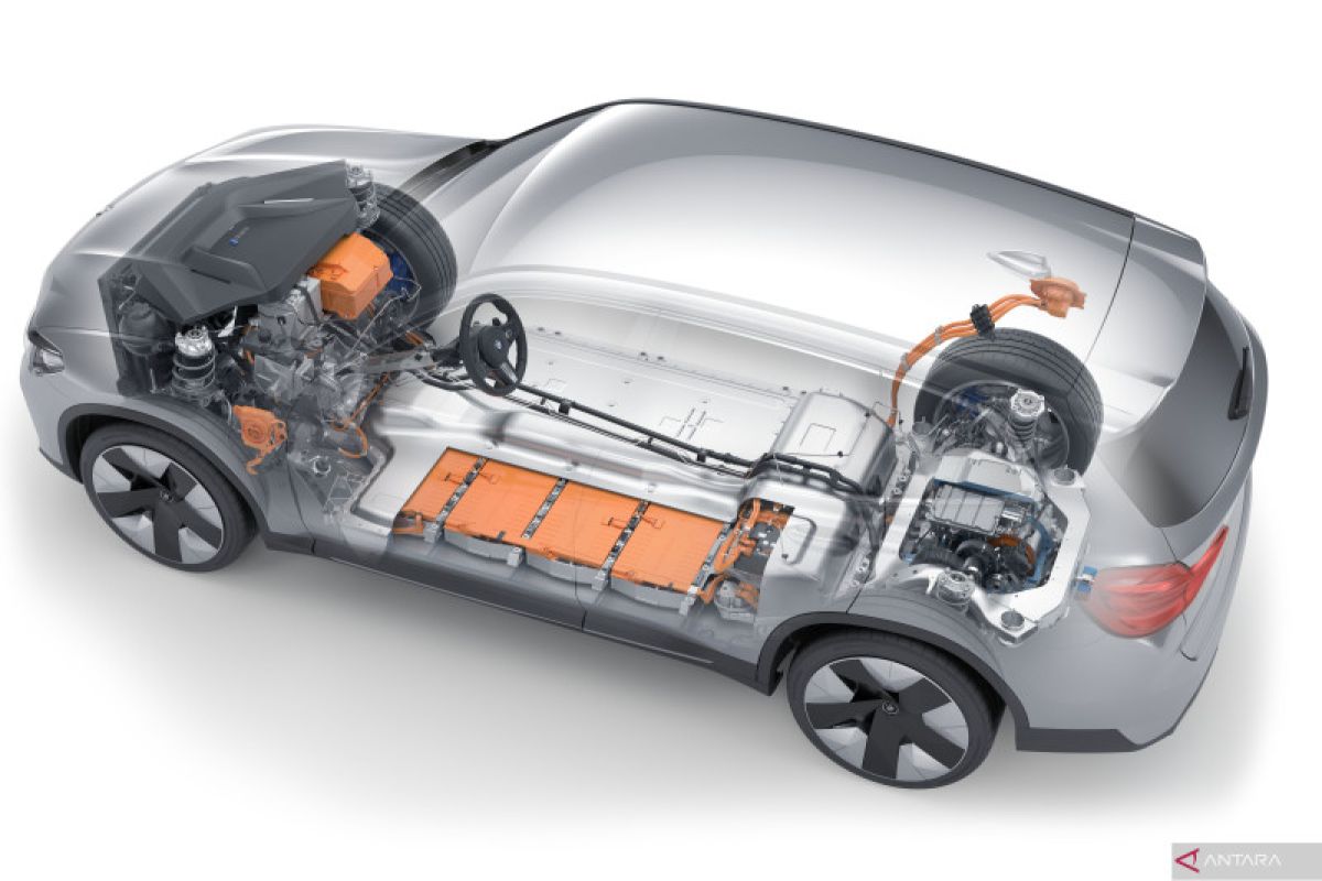 BMW akan uji baterai canggih ONE di SUV listrik iX