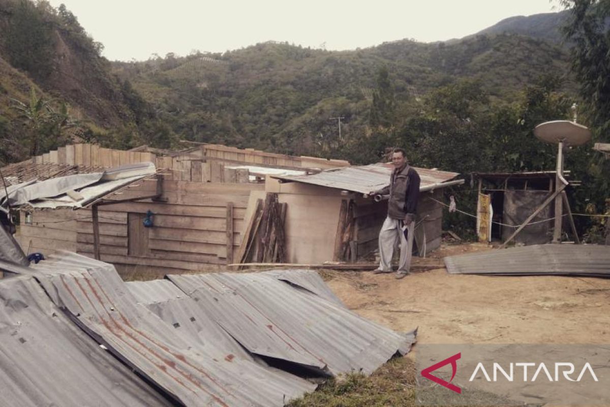Angin kencang sebabkan 25 rumah rusak di dataran tinggi Gayo Aceh