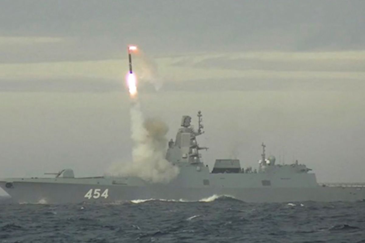 Rusia kembali uji tembak rudal hipersonik Tsirkon