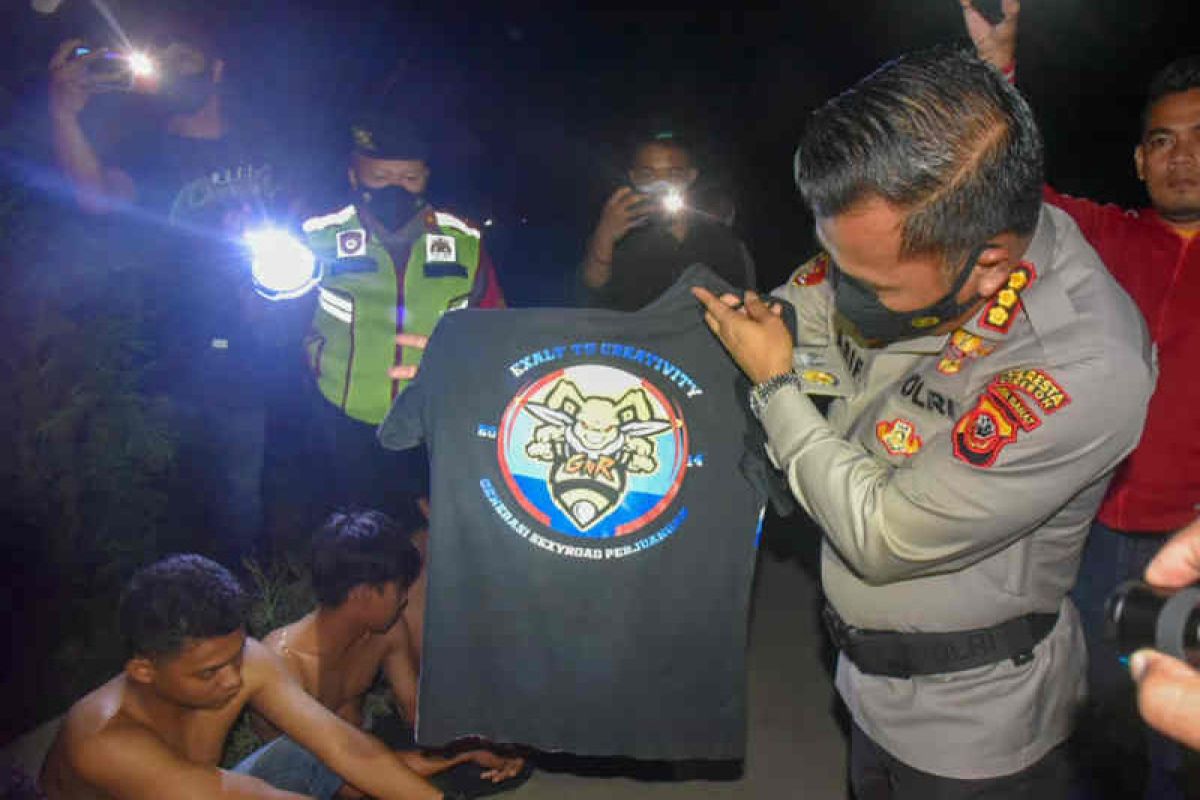 Polresta Cirebon menangkap 44 anggota geng motor