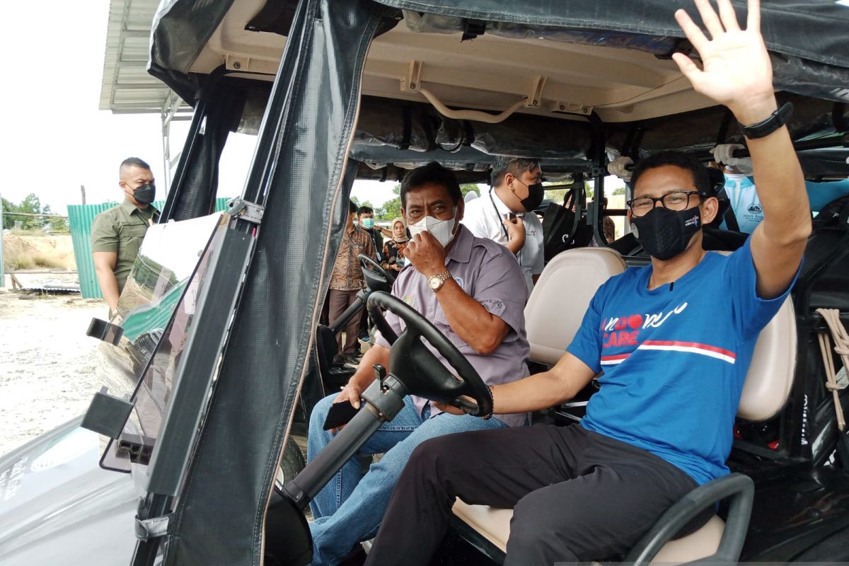 Sandiaga: AirAsia buka lagi rute internasional di Belitung