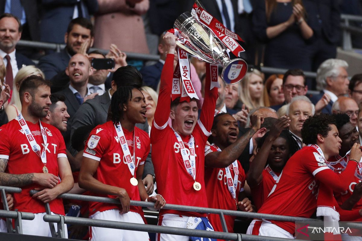 Akhiri penantian 23 tahun, Nottingham Forest promosi ke Liga Premier Inggris