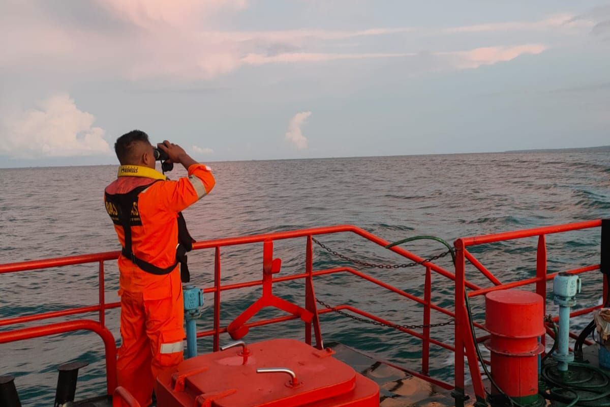 SAR turunkan tim operasi cari kapal hilang kontak