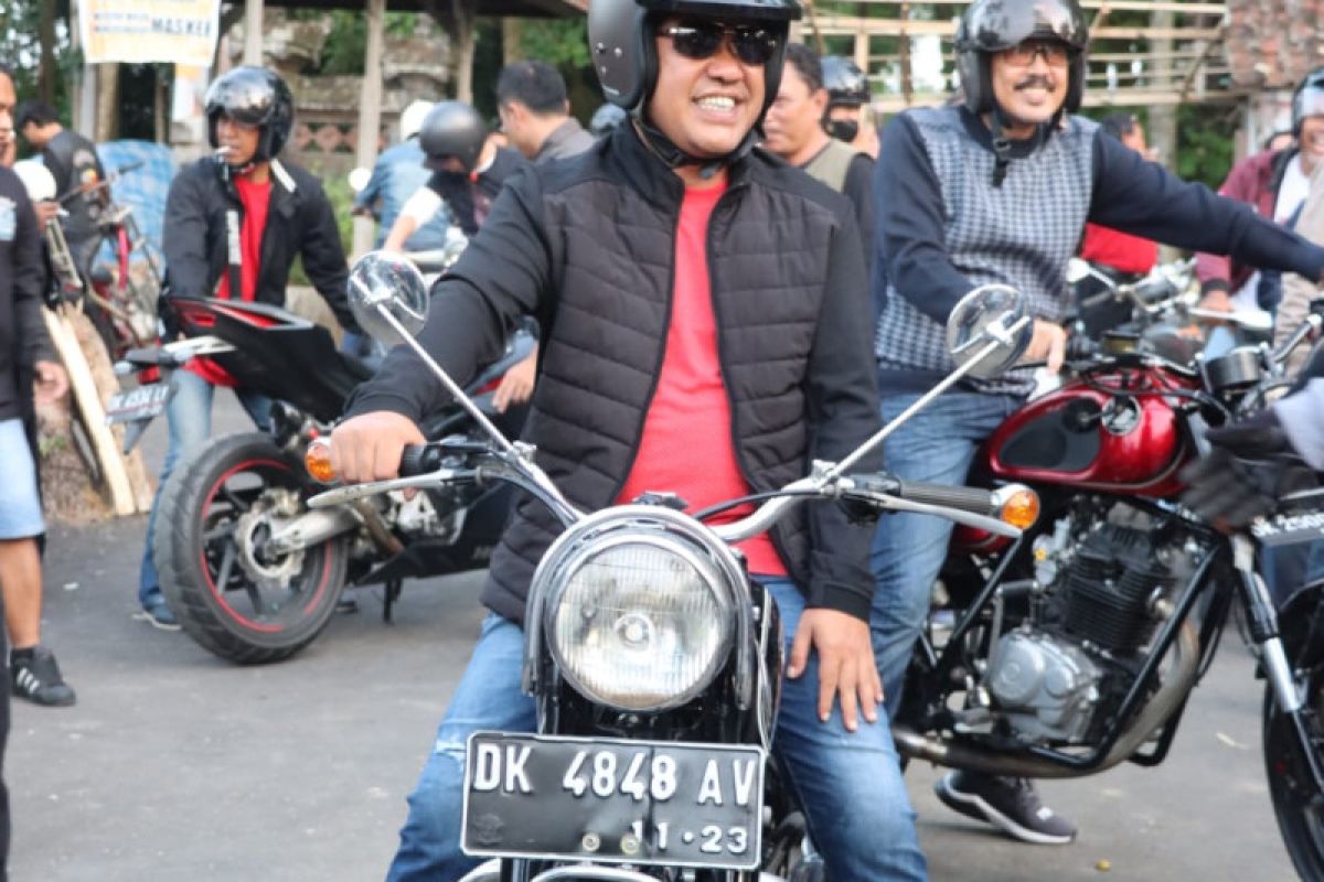 Dukung bengkel, Bupati Bangli lepas 500 pemotor "Night Ride With"
