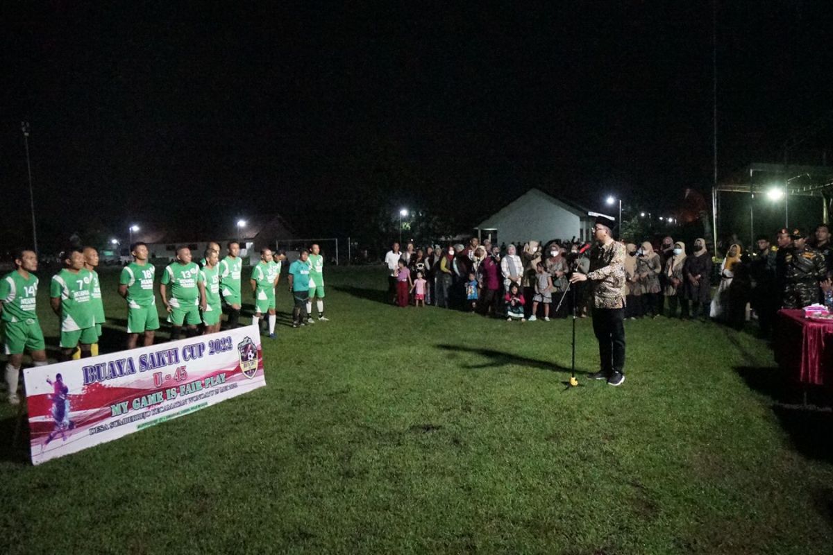 Pemkab Sidoarjo bangkitkan liga sepak bola kampung