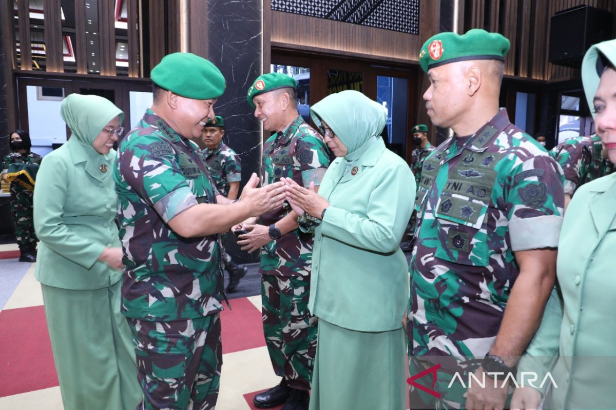 24 Pati TNI AD naik pangkat, Wagub Lemhannas naik jadi bintang tiga