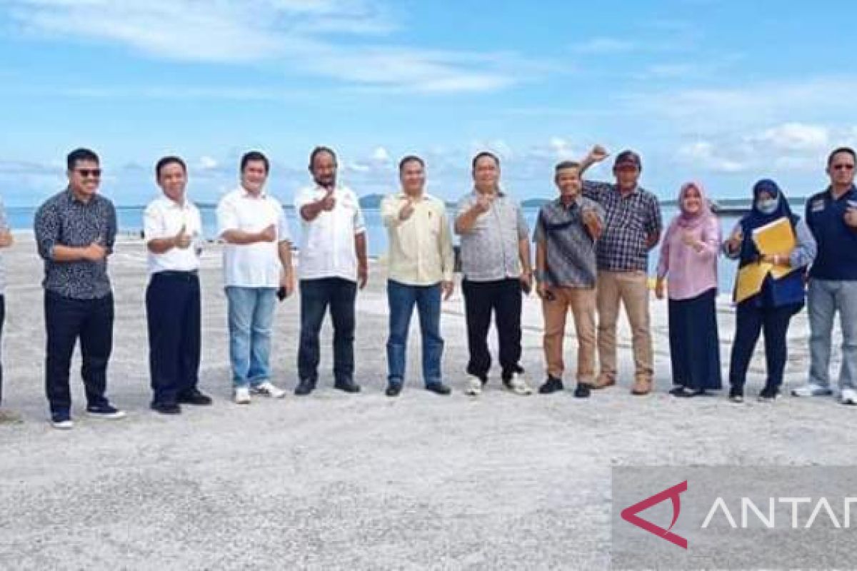 Komisi III DPRD Babel tinjau kondisi Sarpras Pelabuhan Tanjung Batu Belitung