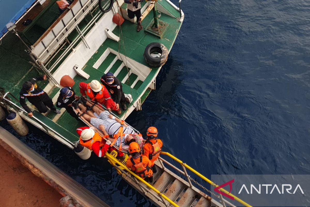 Basarnas Balikpapan evakuasi ABK Filipina yang sakit