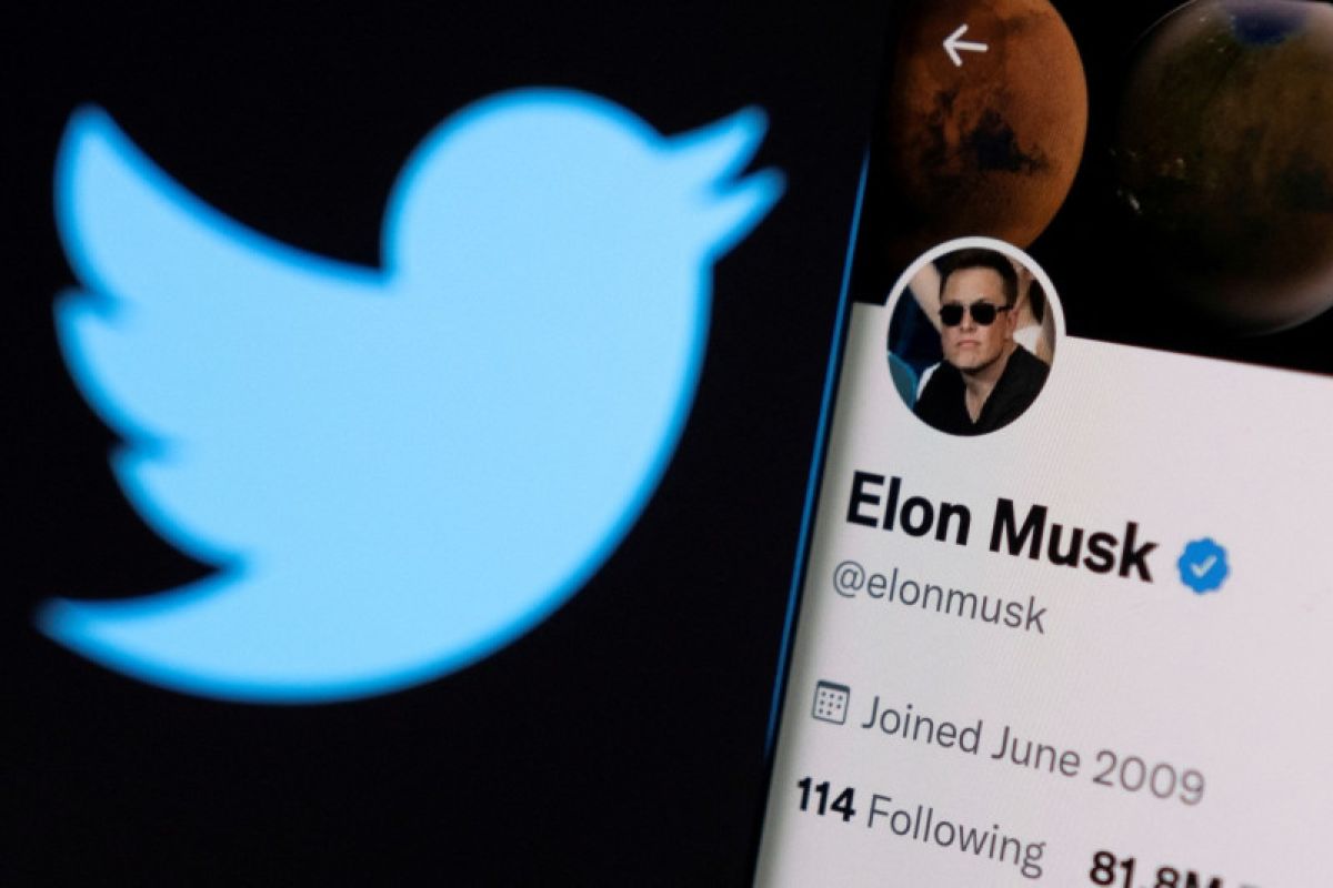 Elon Musk ancam batal beli Twitter jika data akun palsu ditahan