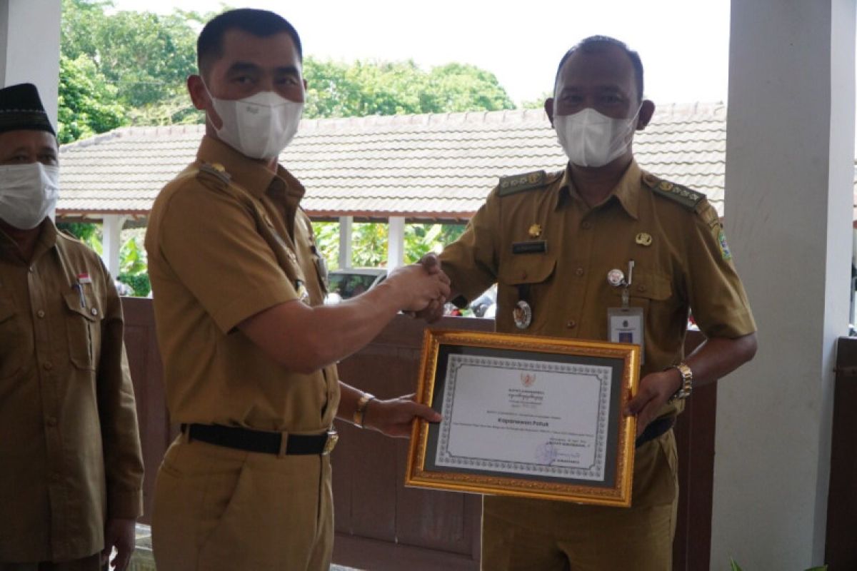 Gunung Kidul beri penghargaan Patuk atas lunas pertama PBB-P2