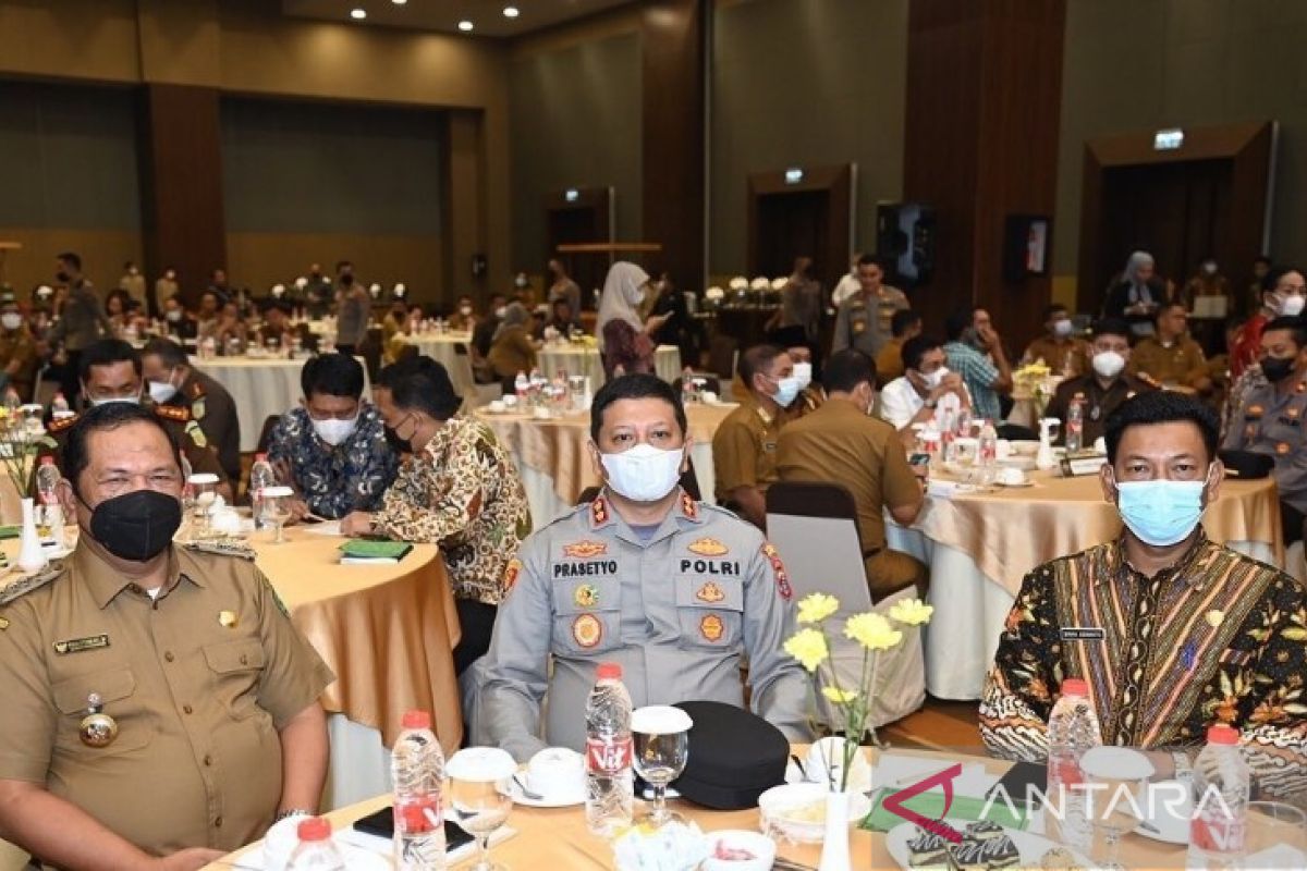 Forkopimda Sidempuan hadiri rapat koordinasi percepatan realisasi APBD 2022