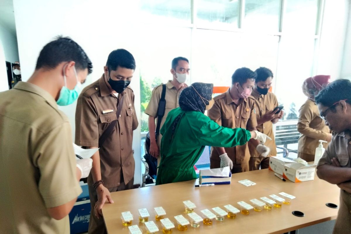 BNK  Kabupaten Paser lakukan tes urine di dua OPD