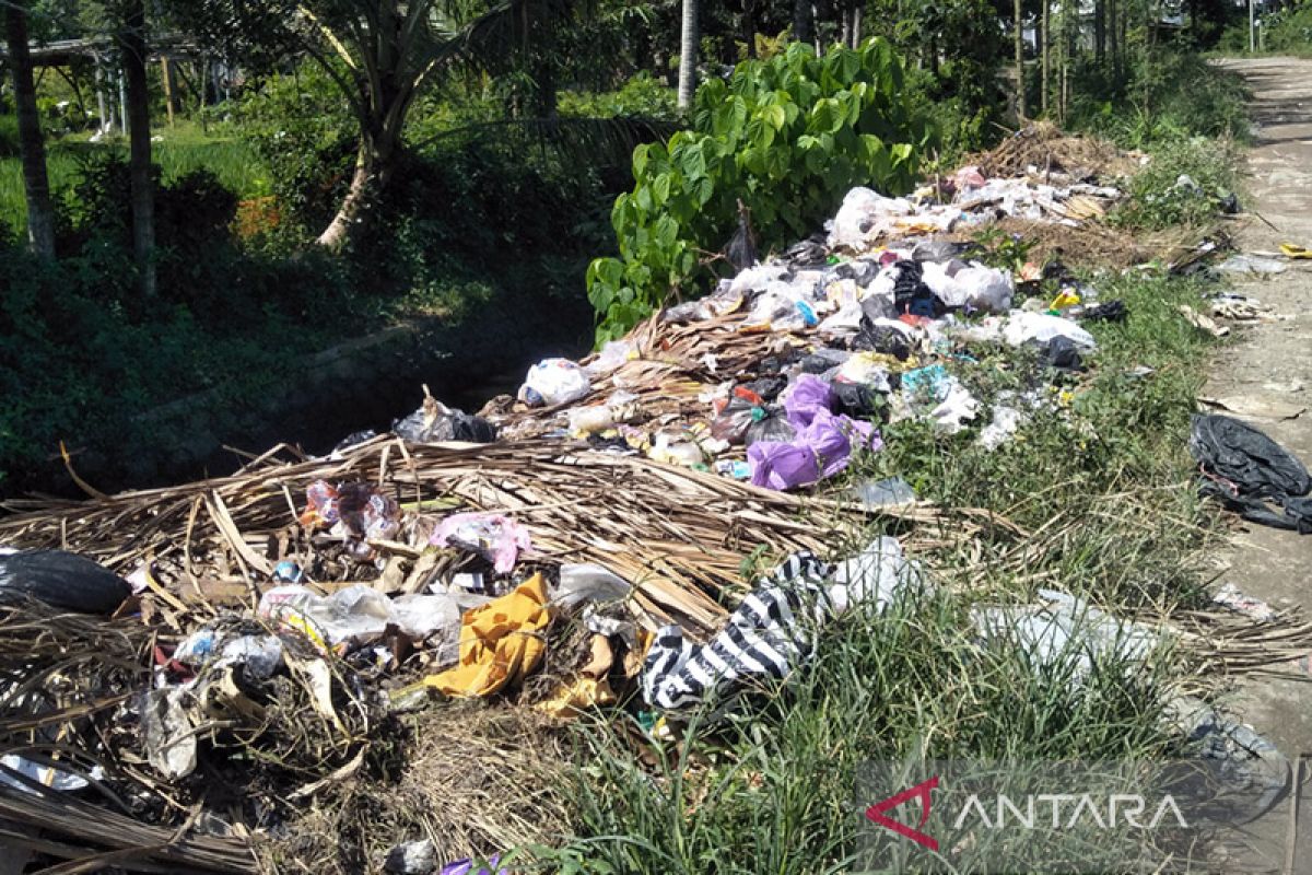TPA Sampah Blok A di Lombok Tengah sudah penuh
