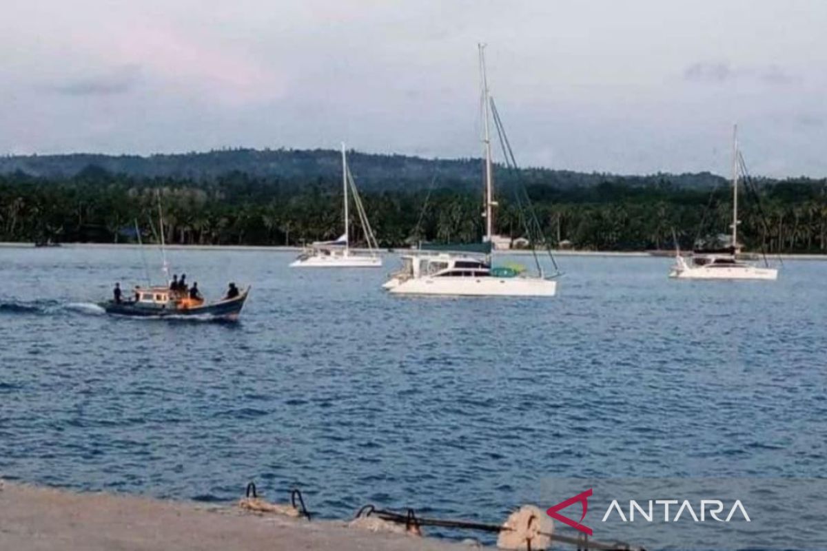 Kunjungan wisman menggunakan yacht di Natuna kembali marak