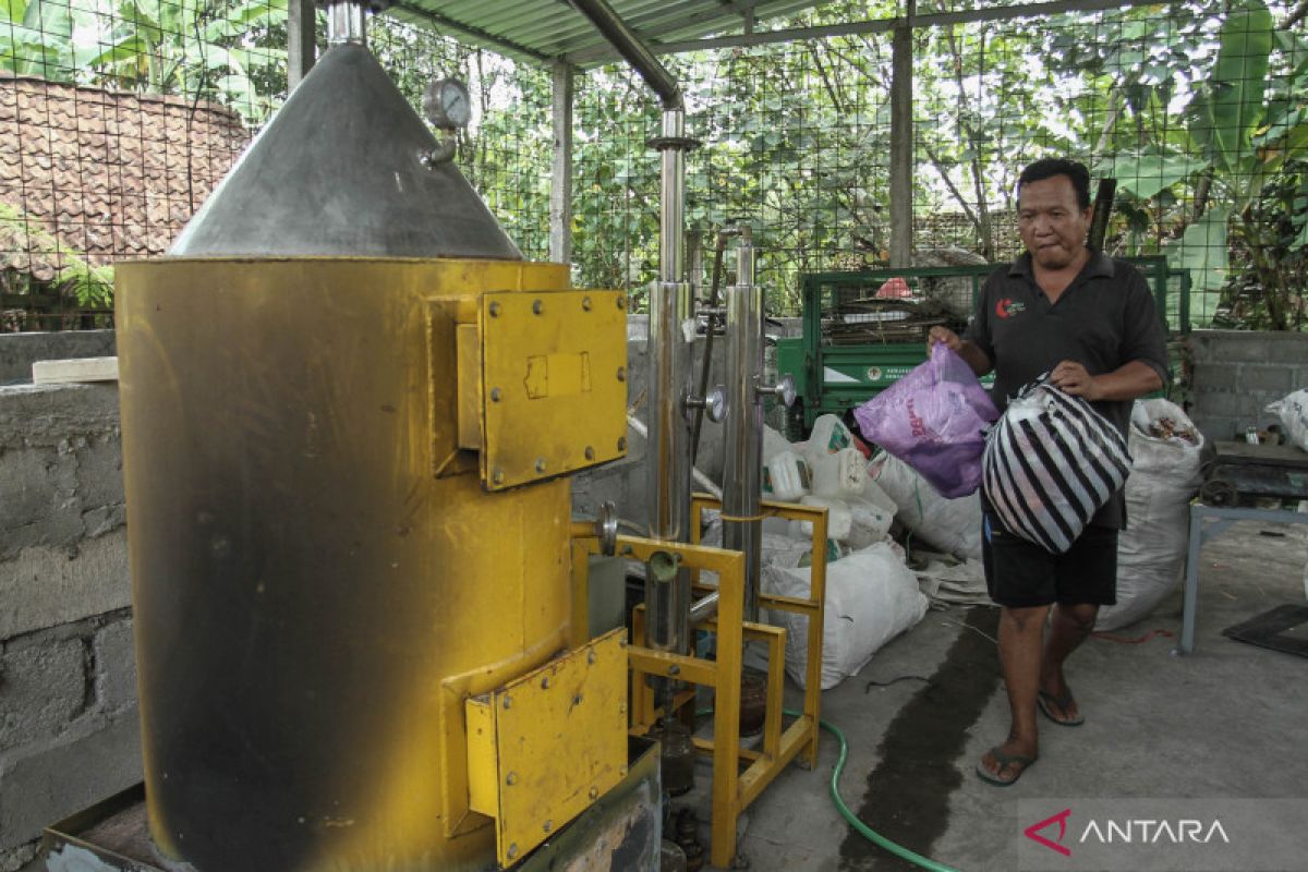 DLH Yogyakarta buka Klinik Bank Sampah bangkitkan bank sampah mati suri
