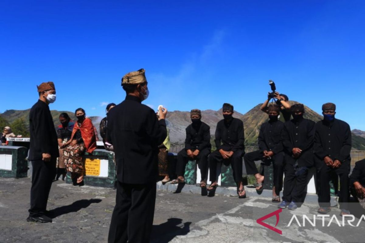 Yadnya Kasada di Gunung Bromo 15-16 Juni, Pura Luhur Poten steril dari wisatawan